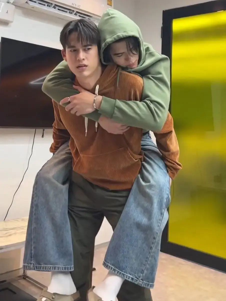 พ่อ แม่ ลูก 🥹😘#mygoldenblood #josswayar #gawincaskey #guinzly 