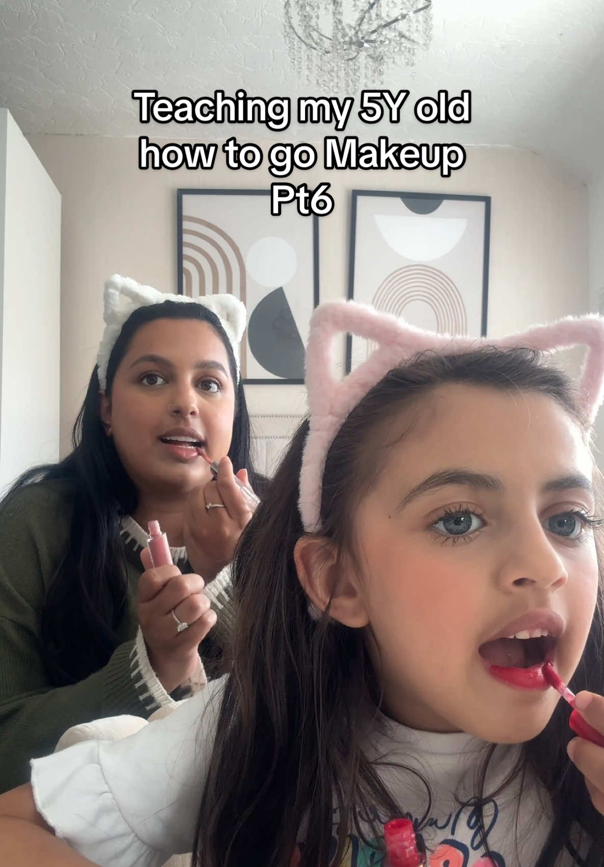 She’s a pro I’m telling you 😂 #fyp #grwm #motherdaughter #toddlersoftiktok 