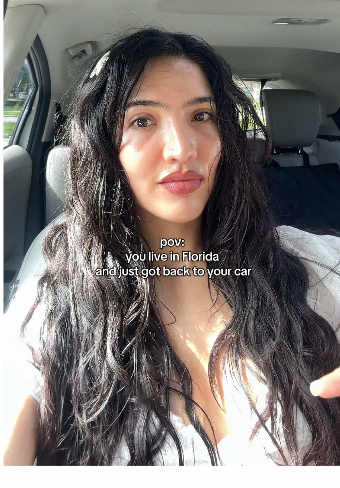 love being Floridian, but GIRL. Summer approaching is no joke 😳🥵 #amakeupfairy #floridalife #beachgirly #hotgirlsummer #summerhairstyles #summerhair #latinacontentcreator 