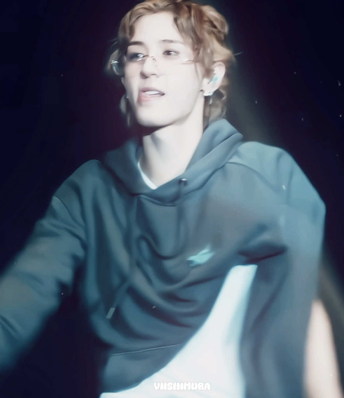 #LEEHAN | literally anytime, anywhere…. we can go to the aquarium and see fish…!  #kimleehan #leehanedit #boynextdoor #boynextdooredit #aligntmotion #kpop #fypシ #viishimura  scp: bonedoclips & sevcrc | ac: hee.3vr