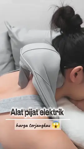 cocok untuk yang sering pegal pegal #pemijatleher #pemijatleher #pemijatelektrik #pemijatbahuleher 