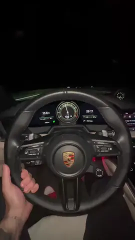 Late night run 💨 on german autobahn 