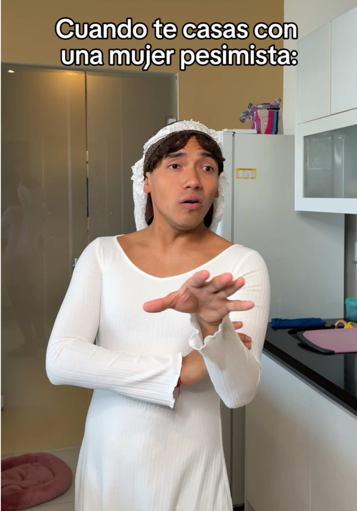 Mándale a tu amigo que tiene una así 😱👰