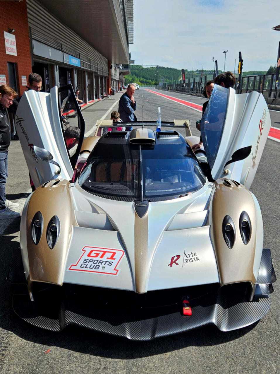 1ère Pagani Huayra R EVO Roadster #BDG #Pagani #Huayra #R #EVO #Roadster 