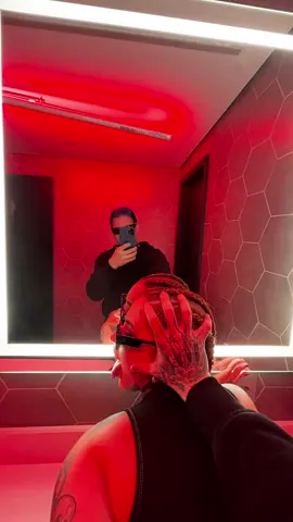 De frente pro espelho..🤳