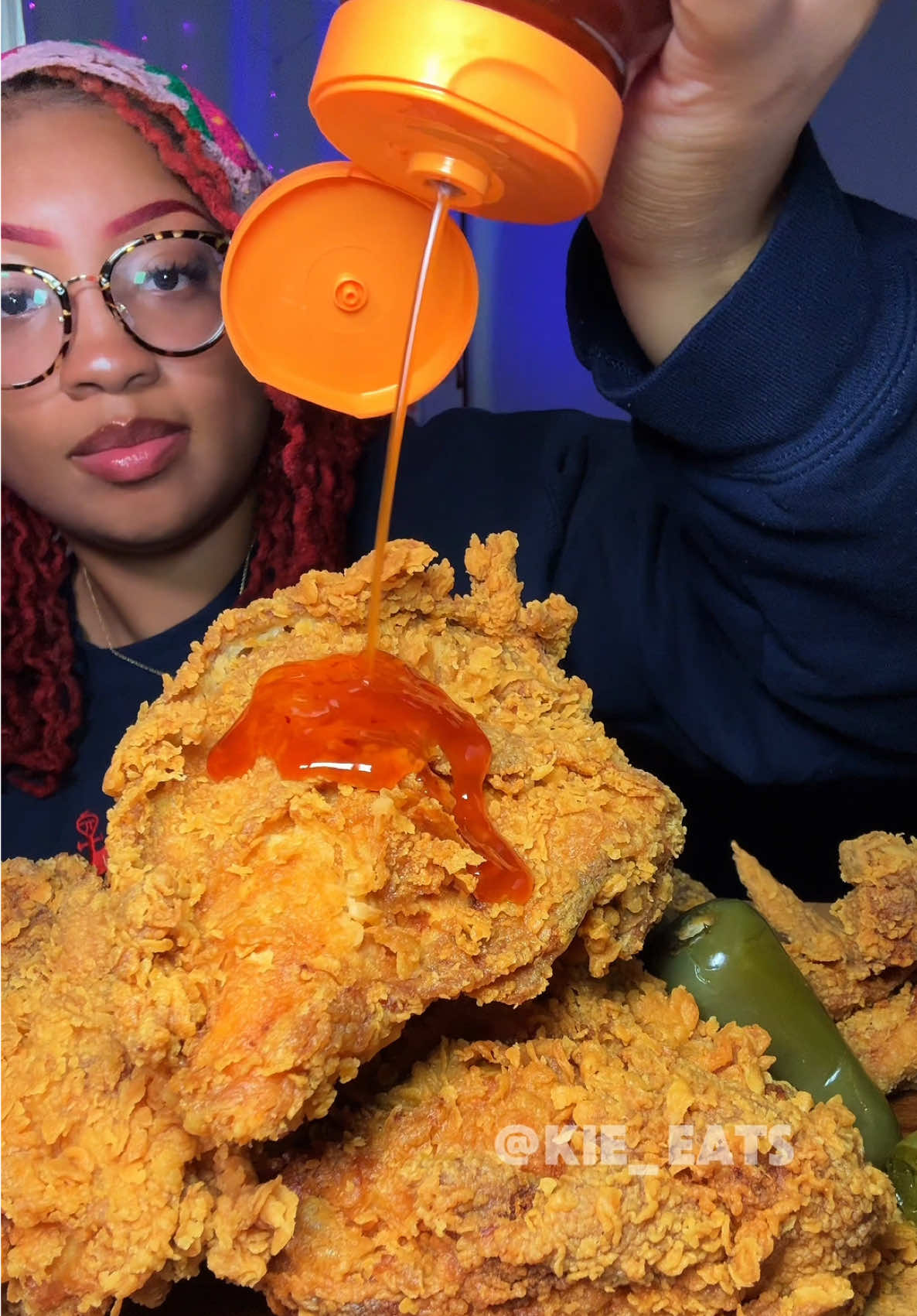 @Popeyes Fried Chicken Mukbang 🍗 with Mashed Potatoes & Mac and Cheese 🧀 #popeyes #friedchicken #chicken#cchickenmukbang #mukbang #asmr #eating #creatorsearchinsights #fyp Popeyes Mukbangs