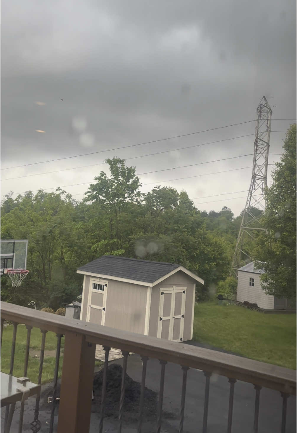 Pennsylvania weather is not it. #weather #rainydays #wind #tornadowarnings 