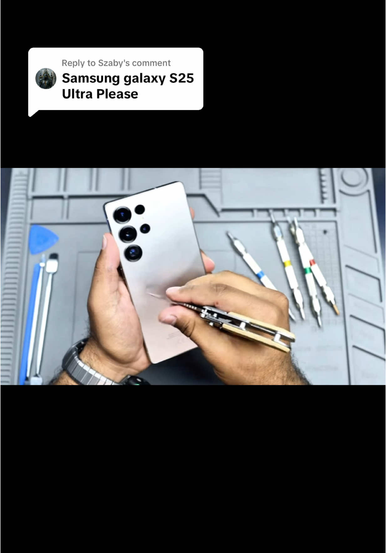 Replying to @Szaby Galaxy S25 Ultra Durability Test☠️#galaxys25ultra #durabilitytest #bendtest #foryou #foryoupage #techios #viral #fyp 