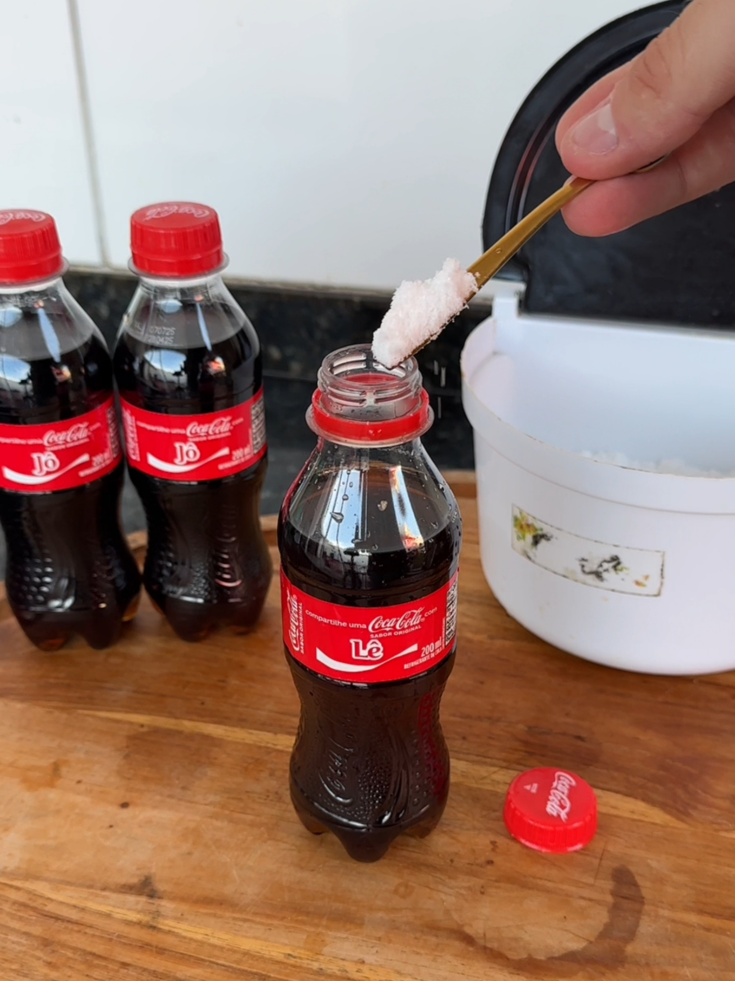 Just put salt in your Coca-Cola and you'll thank me forever. #LifeHack #homehacks #cleaningtiktok