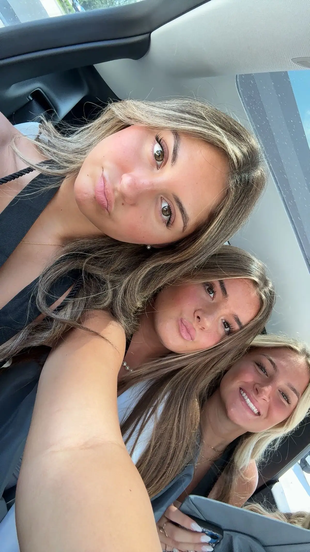 do mirror pictures… count 