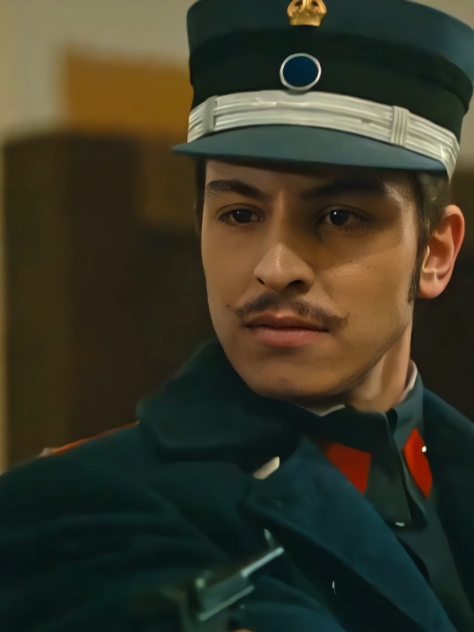 #leonpapadopoulosedit #leonidaspapadopoulos #hilal #hilaledit #leonpapadopoulos #leonandhilal #hilalandleon #hileon #vataminsensin #vataminsensinedit #editseries #turkishseries #fypシ゚ #fyppppppppppppppppppppppp 