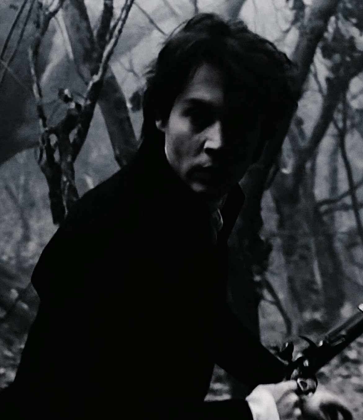 sleepy hollow.                                 #foryoupage #aestheticedits #sleepyhollow #sleepyhollowedit #ichabodcrane #katrinavantassel #johnnydepp #christinaricci #TimBurton 