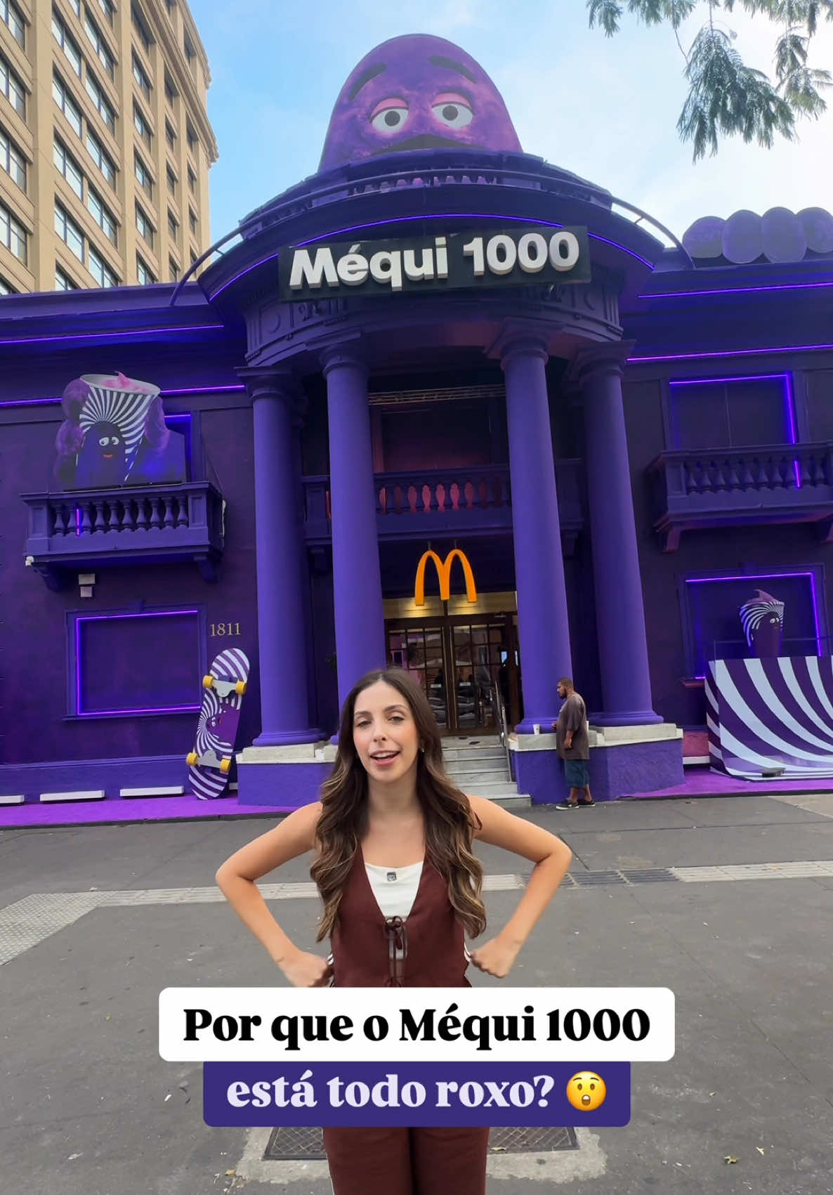 Já sabia da novidade? 🤔💜 O Grimace Shake está super viralizado na gringa e segundo a lenda, depois de tomar coisas estranhas acontecem…  Espero não virar um sapo 😂 💲 Ele custou R$ 24,50 no Méqui 1000 da Av. Paulista  Junior e Rebeca ✍🏻 DE BATE E VOLTA 🚙