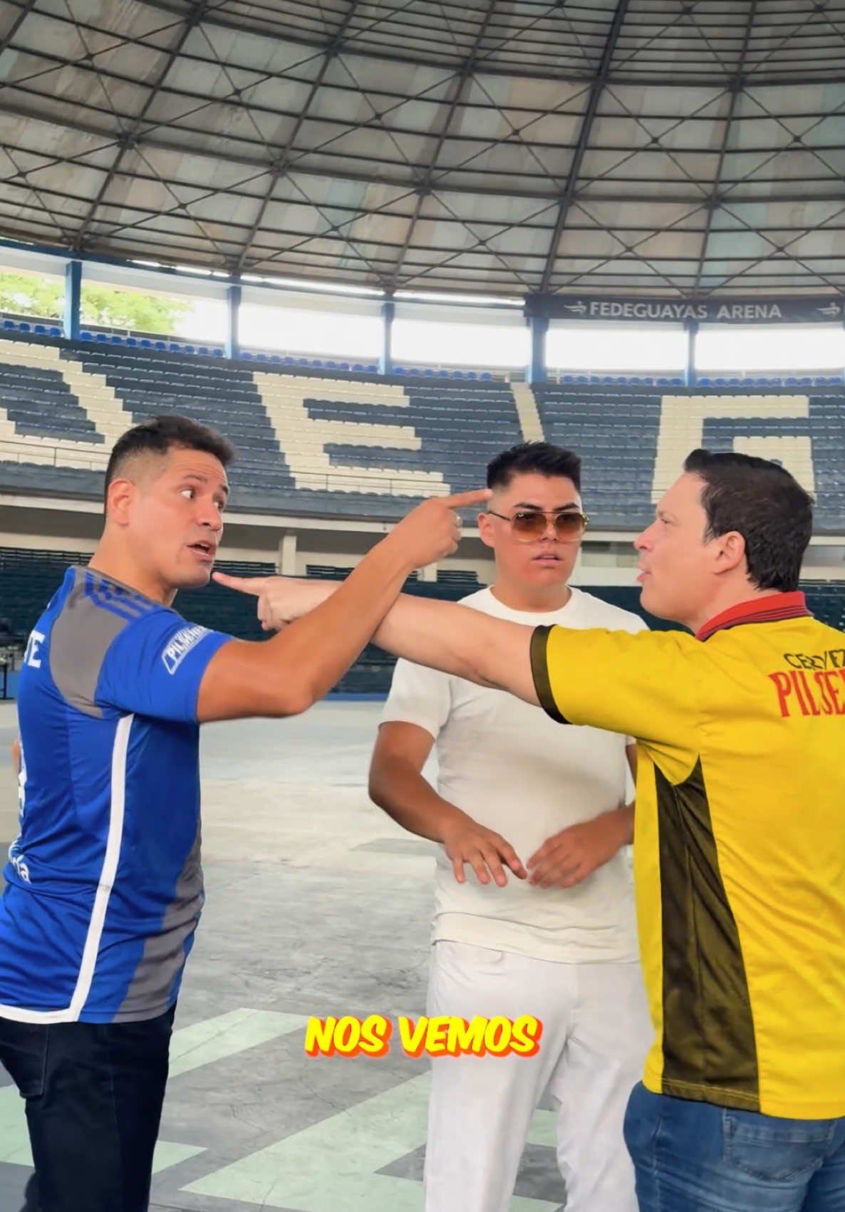 De qué equipo eres tú ? 🇪🇨🔥 @Iván Triviño @LUIS MIGUEL DELGADO #ecuador #kikejav #kiñosguayaquil 