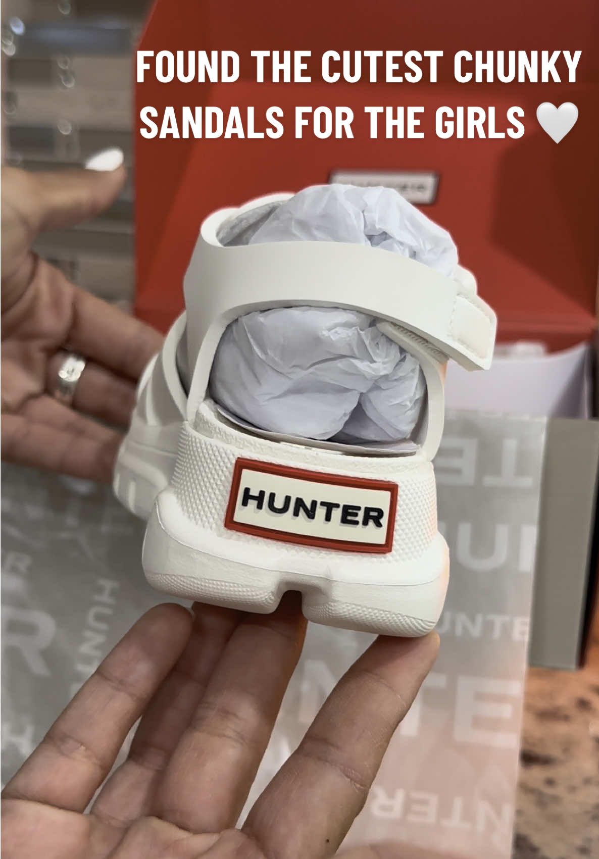 Got the girls summer-ready with the sweetest little sandals ☀️ @Hunter Boots #hunterboots #belizesandal #belize #sandal #sandals #Summer #summervibes #white #chunkysandals #asmr #asmrsounds #unboxing 