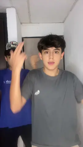 @Juan Esteban Mejia Cardona #paratii #fyp #viral #bailetiktok #gemelos 