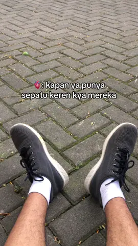#fyp #sepaturunning #sepatubaru #ardiles #nineteen #nike #4u 