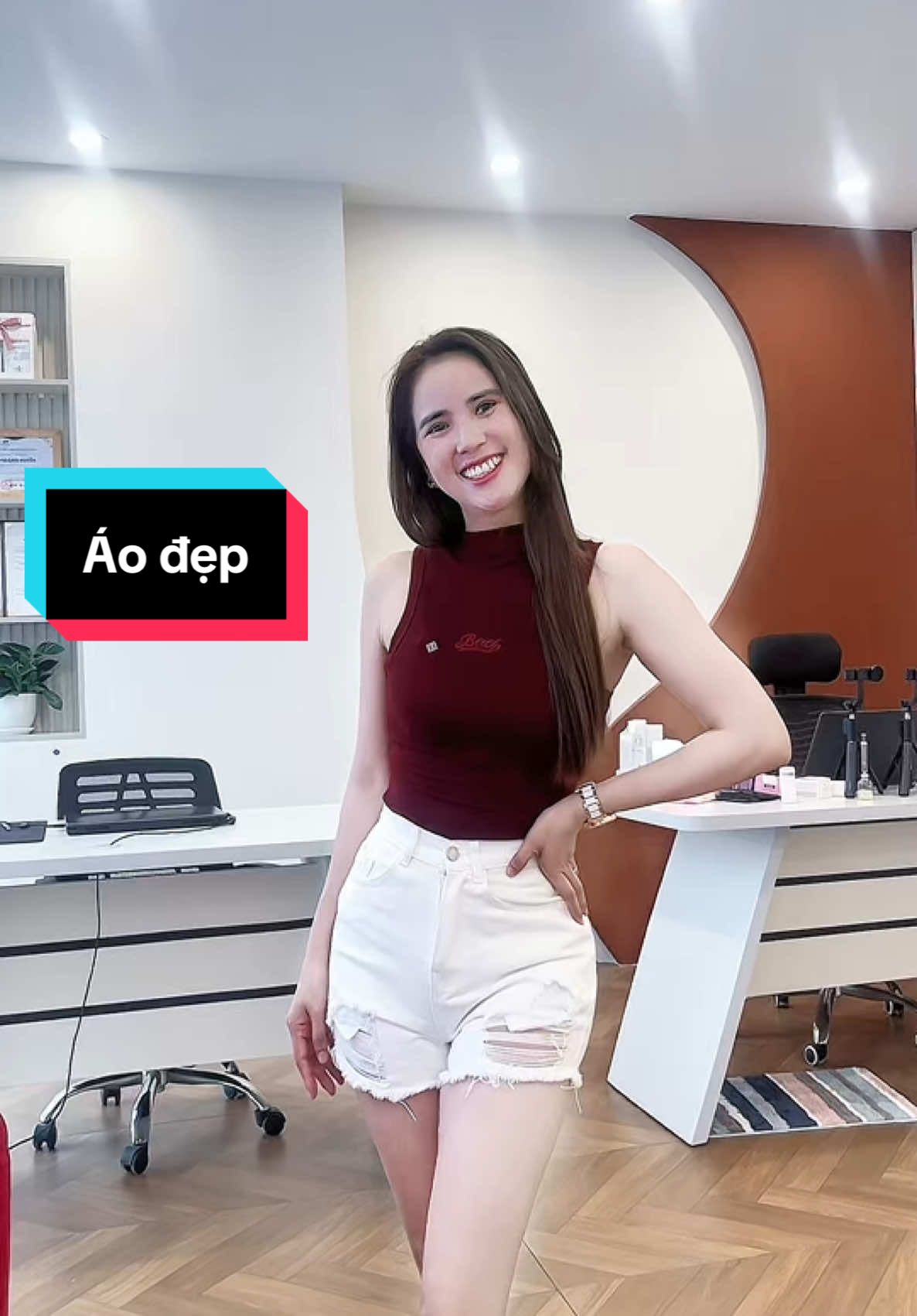 Áo 48k mà mặc đẹp quá, chất xịn mềm, mặc mát #aobalo #aobalonu #xuhuongtiktokk #viral 