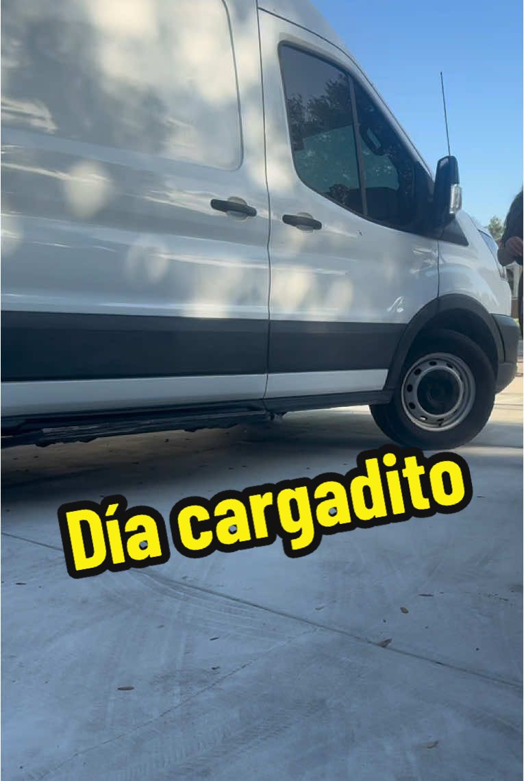 Día cargado de trabajo #viral #viralvideo #cargovan #cargovanbusiness #CapCut #fyp #parati #driver 