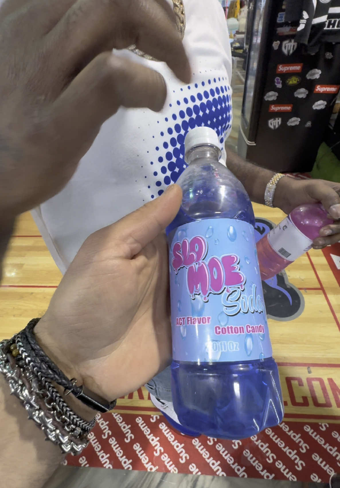 Introducing the cotton-candy flavored Slomoe, the ultimate luxury drink everyone's raving about! 🍬✨ Experience the unique taste without the unwanted side effects.  It's a treat for those who appreciate the finer things in life.  Check out the real experience and why it's worth every penny.  Available now for $40. Don't miss out on this exclusive delight—taste the luxury today! 🍹 #SlomoeExperience #TasteTheLuxury #cottoncandy #slomoe 