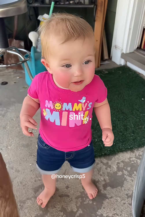 An amazing kid 🤩🤣🤣#tiktok #baby #funny #kid #happy #lol #cute #Love #hahaha #talk 
