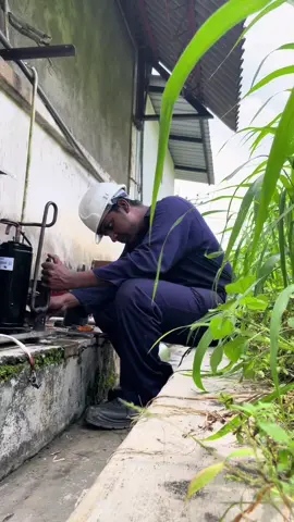 Air conditioning Your One-Stop Solution for Air Conditioning Services! Reliable • Fast • Professional ✅ All-in-One Place From repairs to maintenance – we handle it all! ✅ Genuine & Reconditioned Spare Parts Top-quality parts to suit every budget. ✅ On-Time Service We respect your time – always punctual. ✅ Temporary Replacement Units – Absolutely FREE! Stay cool while we fix your unit. ✅ Qualified Technicians Our skilled team of over 25 experts ensures top-notch service. 📞 0777420020  Available 24/7 – Call Us Anytime! For the best in air conditioning care and service, trust the experts.