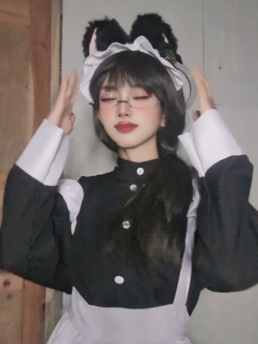 cengkyu cengkyuuuu seng seng semuaaa🫶maap banyak bgt yg ga ke ss tapi akhirnya ada juga yg ke ss bisa bikin ginian kek org org, gbu baik baik olang baik❤️@yanto_ngawi23 @kumano1r @___kazh @f.erdinans 🌸🌸🌸 #fyp #maidcosplay #xybca #livetiktok 