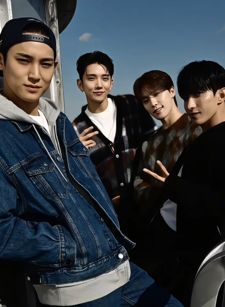 rold kaya mo naman pala gumawa ng mga ganito di manlang ako binigyan ng isa #seventeen #dk #joshua  #mingyu #dino #fyp 