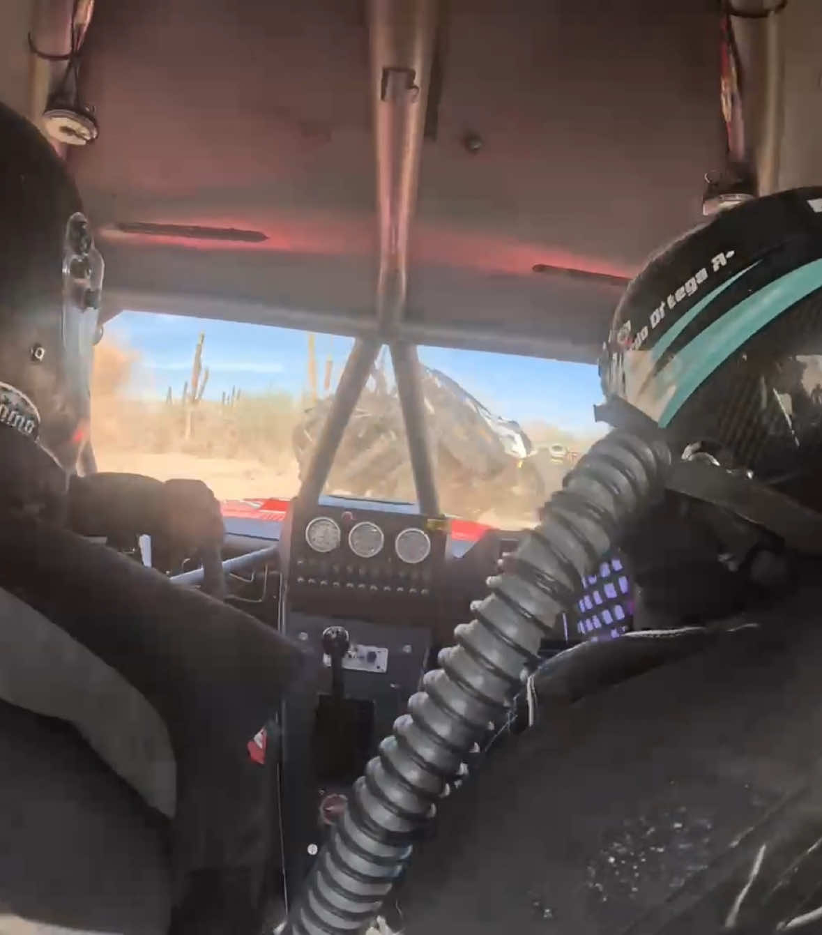 Algo de lo que no se vio en la 7sx 👀 #crash #bobesponja #cura #offroad #paratiiiiiiiiiiiiiiiiiiiiiiiiiiiiiii #fyp #circuitobronco #baja1000 
