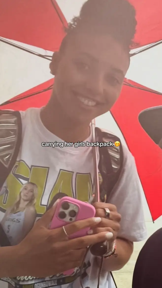 her hands omggg #azzifudd #paigebueckers #pazzi #fyp 