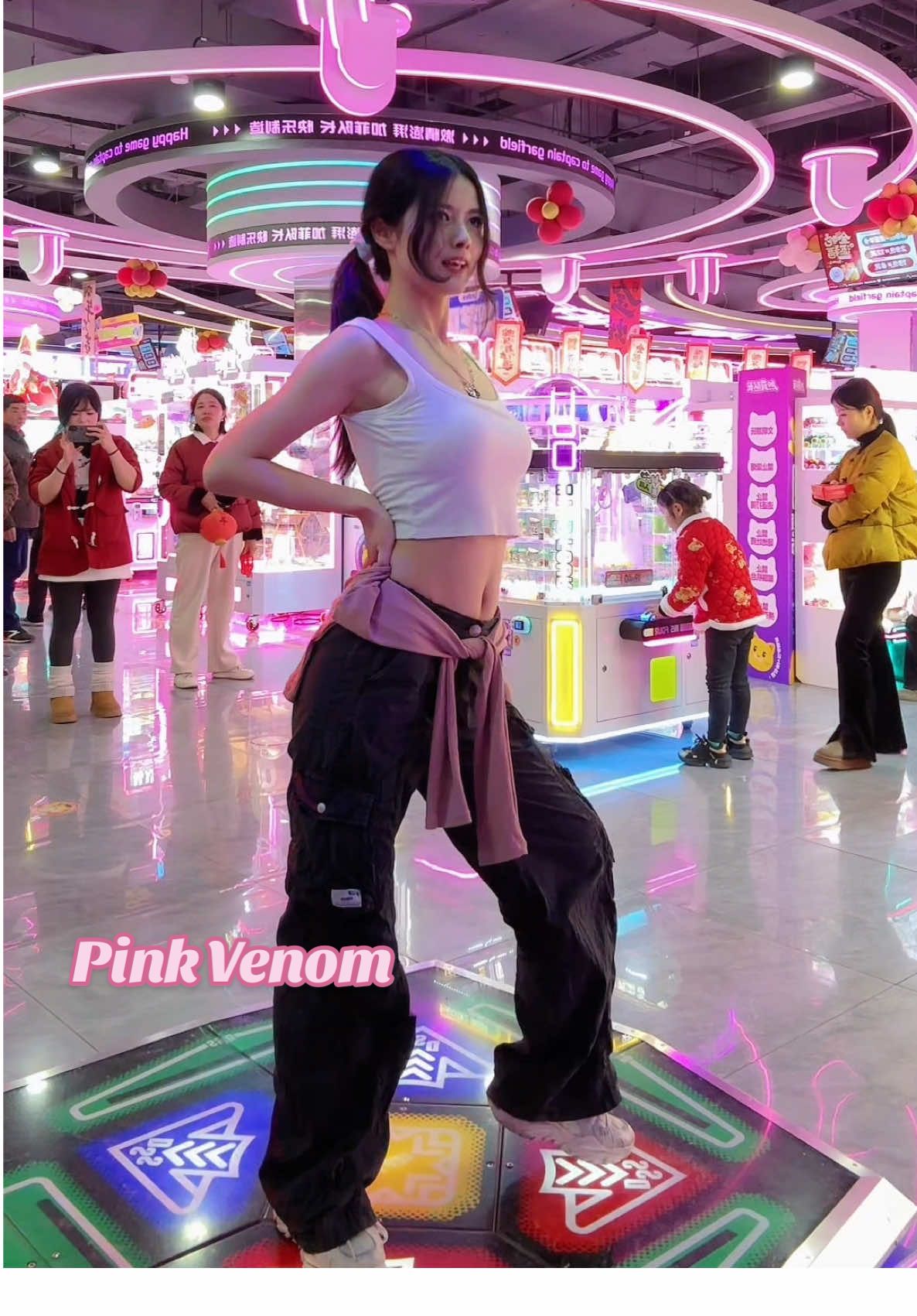 #CapCut #kpop #danceinpublic #blackpink #pinkvenom #kpopdance Part 2