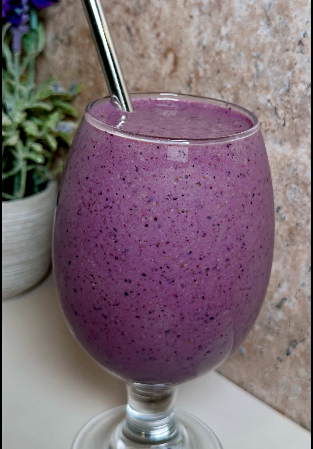 Healthy High-protein Berry Smoothie 🍌🍓🫐🥛🍯 Banana  Strawberry  Blueberry  Chia seeds  Almonds  Honey  Peanut Butter  Milk  Ice  #fyp #smoothie #Recipe #Recipe #healthy #tiktok #viralvideo #foru #foryoupage 