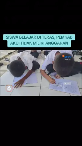 Kondisi sarana pendidikan seperti sekolah dasar dan SMP di Kabupaten Pandeglang mengalami banyak kerusakan. Tercatat ribuan ruang kelas di sekolah-sekolah yang ada di Kabupaten Pandeglang mengalami kerusakan ringan, sedang, hingga rusak berat. Dinas Pendidikan berupaya melakukan renovasi secara bertahap. Follow us on Tiktok : https://www.tiktok.com/@birosctvbanten #sctvbanten #newsbanten #beritaperistiwa #sctvbirobanten #newsupdate #liputandaerah #beritalokal #beritanasional #banten #beritabanten #sosial #beritalokal #liputansctvbanten #briosctvbanten #siaranlokal #channel29digital #ekonomi #peristiwa #budaya #politik #siaransctvbanten #siaranbanten #fyp #sekolahrusak #pandeglang