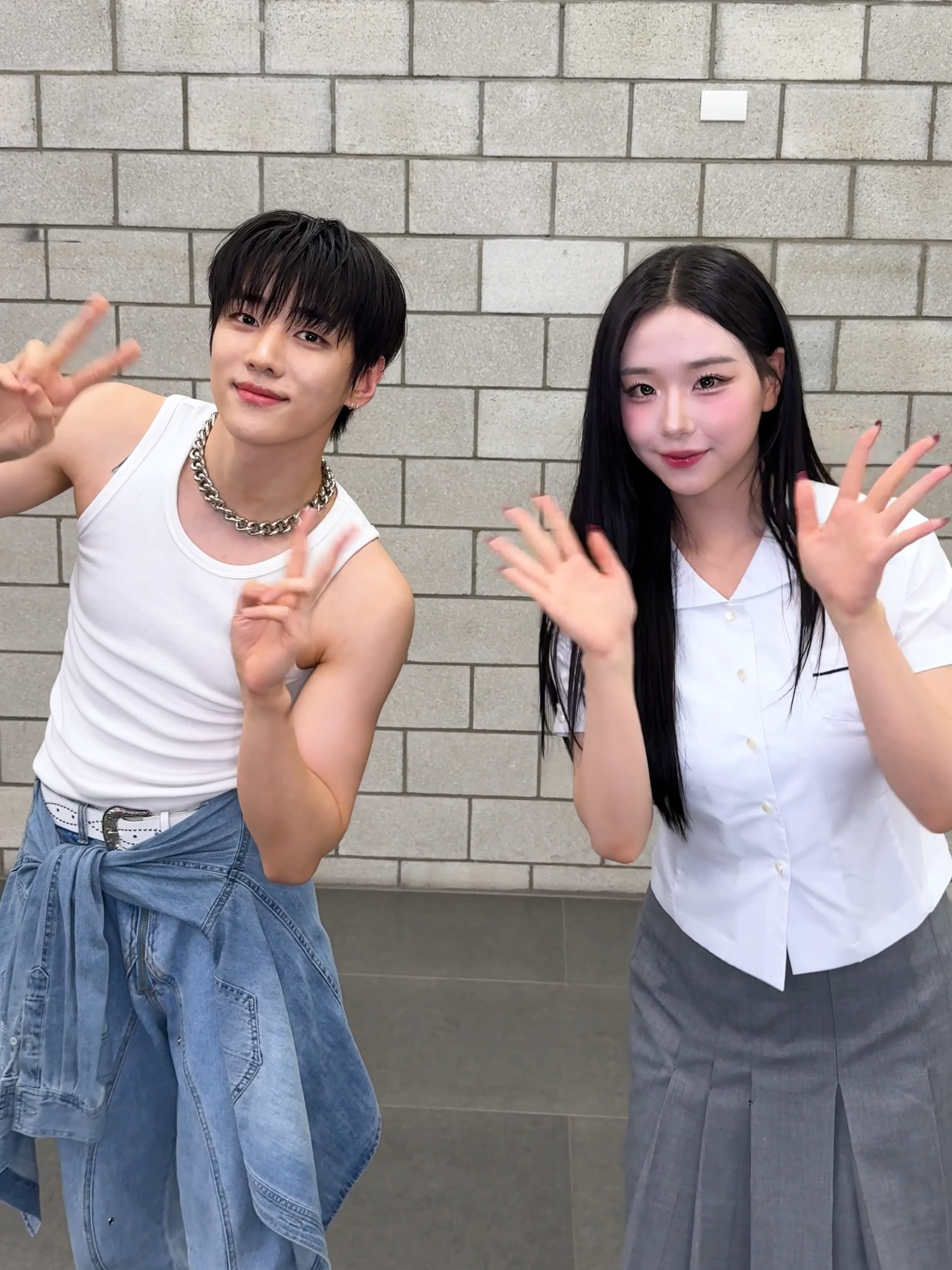 #DKZ #재찬 선배님과 달콤허니 & 퀸헤라로 다시 '깨어'나 이제 👀👍 #tripleS #트리플에스 #トリプルS #トリプルエス #トエス #ASSEMBLE25 #깨어 #Are_You_Alive #ChaeYeon #채연 #チェヨン #디케이지 #JAECHAN