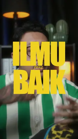 Ilmu makin mudah dicari.⁣ Tapi makin jarang yang berakhlak. Zaman maju, hati malah mundur. Bukan teknologinya yang rusak, tapi kita yang gak jaga hati. #RefleksiDiri #AkhirZaman #NasehatHati #qoutes
