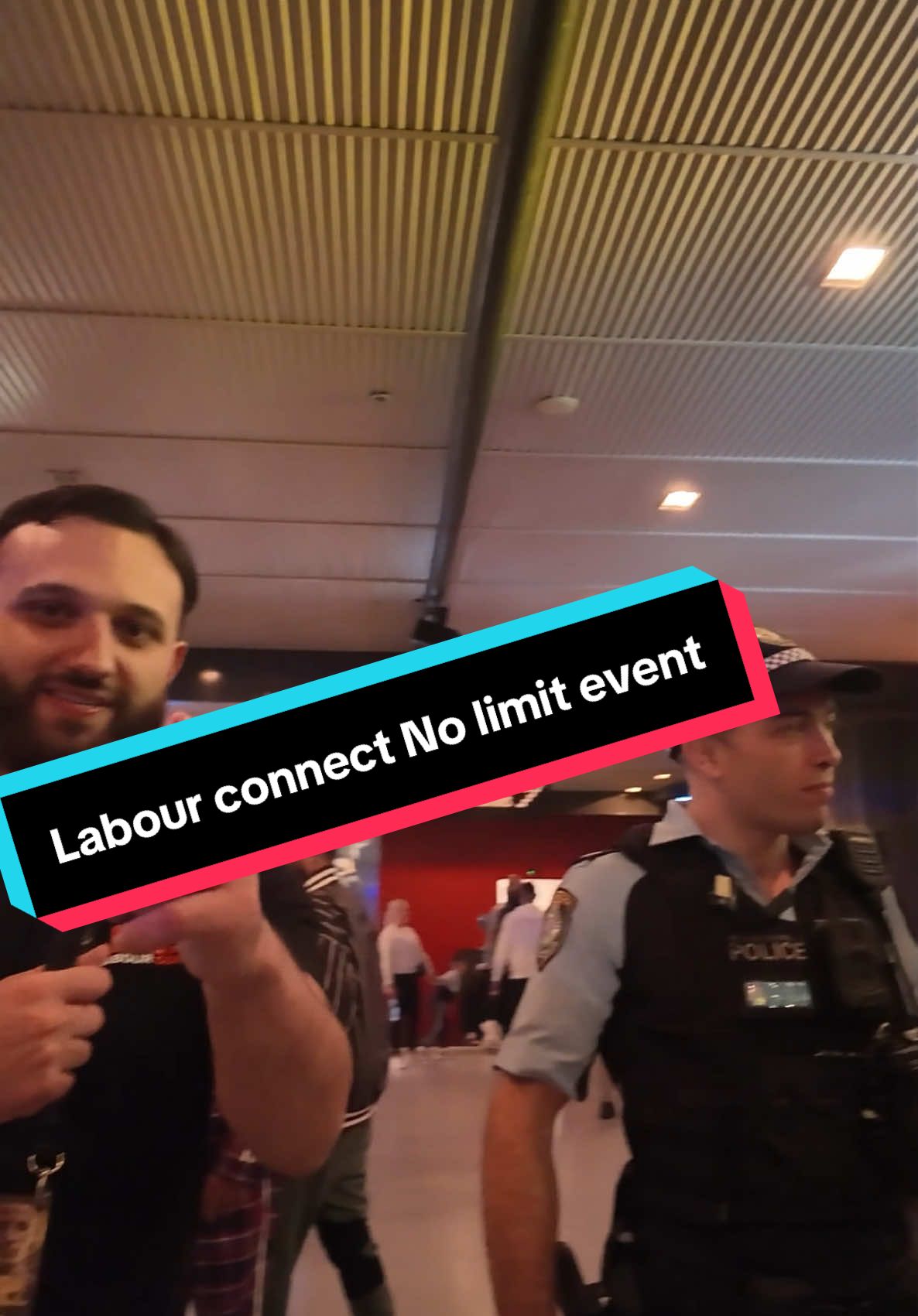 Even the boys in blue wanted in on the action ! @Labour Connect #labour #connect #hire #boxing #amateur 