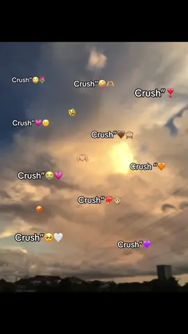 Crh ly 😾#viral #viralတေရှယ်ကြ #တရုတ်မ #foryoupage #foryoupagee #fouryou 
