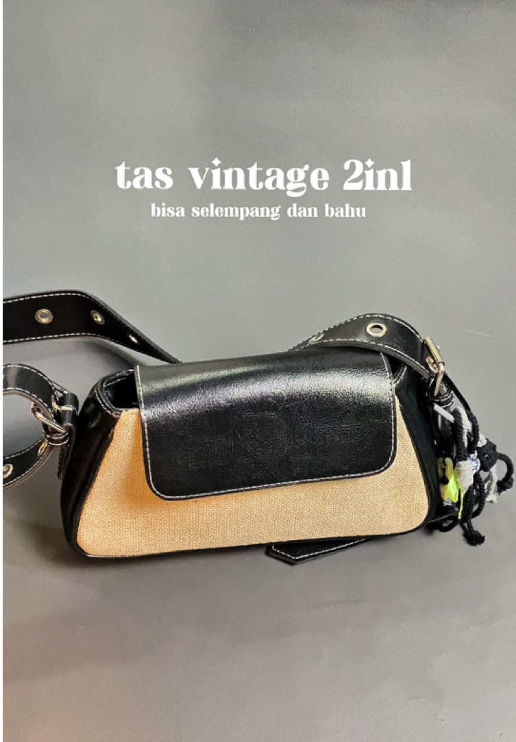 koleksi tas ke-2 aku dari @Kidaykonveksi beneran deh ini tas vintage buat ootd kereenn pwolll 😍 #tas #tasvintage #tas2in1 #shoulderbag #slingbag #OOTD #vintagefashion 