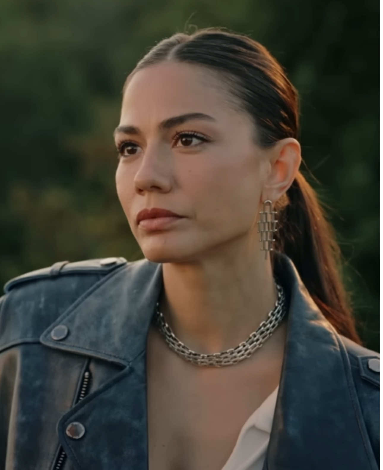 Rüyaya aşık… #eşrefrüya #eşreftek #çağatayulusoy #eşrefrüyaedit #demetozdemir #rüya #nisan #dizi #keşfetteyizzz 
