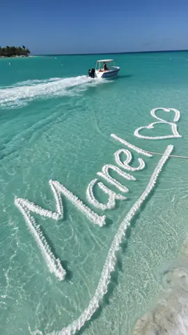 Manel#ترند_البحر #ترندات_تيك_توك #ترند_تيك_توك_مشاهير #ترند_الحروف #حروف_على_البحر #sitomani_حروف_البحر #explore