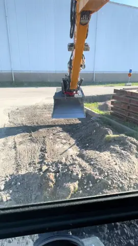 #sverige #liebherrfamily #liebherrsverige #liebherr #construction #rototiltsverige #tiltrotator #sweden #grävmaskin #excavatorsweden #rototilt #heavyequipment #bagger #LIVEhighlights #TikTokLIVE #LIVE 