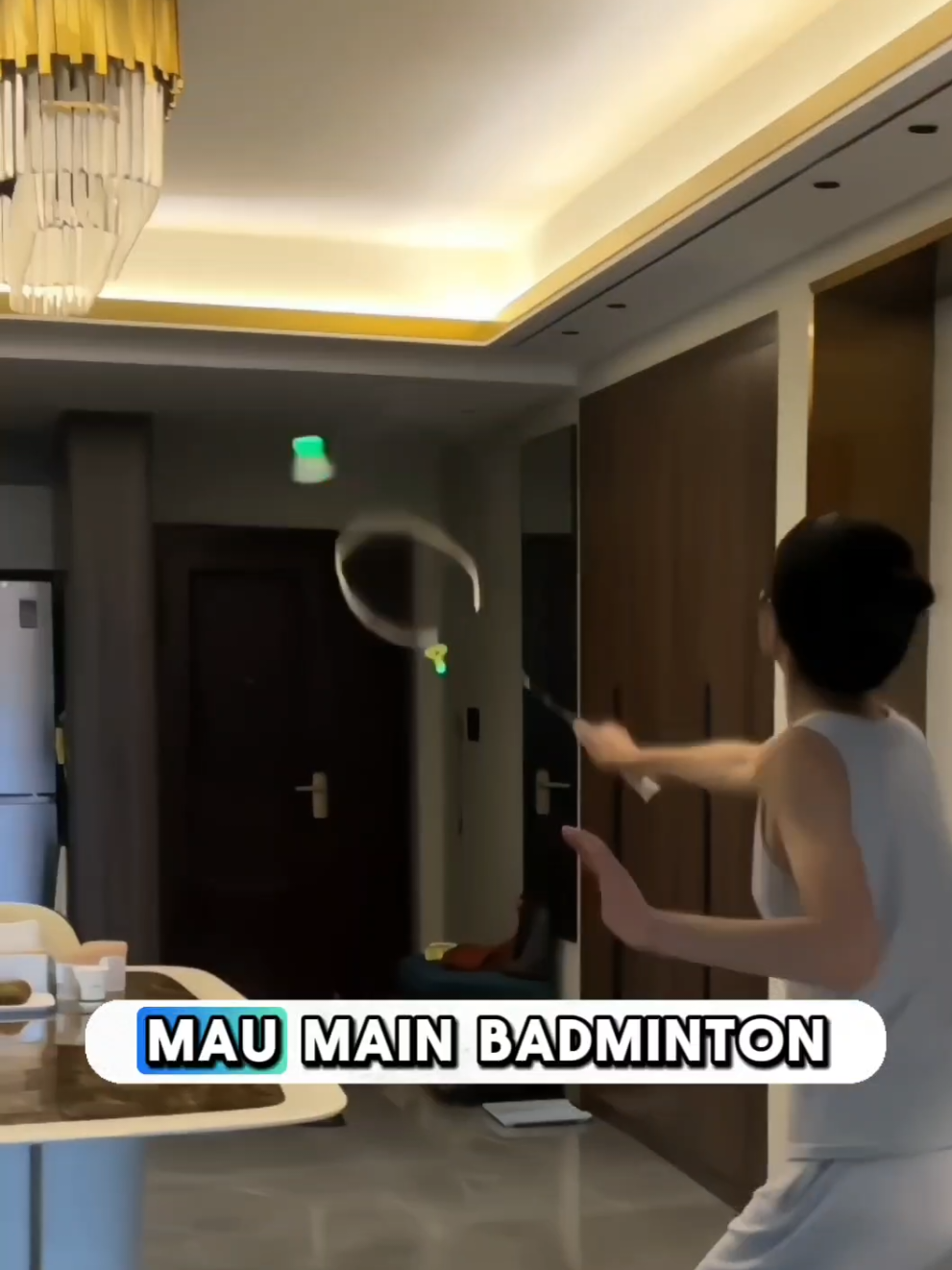 ga ada temen yang bisa di ajak latihan  beli alat ini aja. #alatlatihanbadminton #latihanbadminton  #alatlatihanrumahan  #bulutangkis 