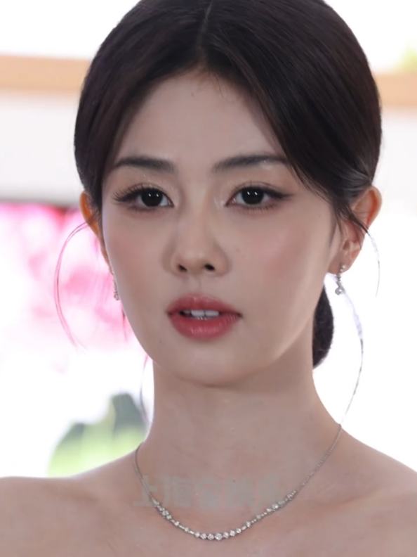 OMGG LULU CANTIK BANGET 🥰 #bailu #bailu白鹿 #白鹿 #fyp #fypage #foryou 