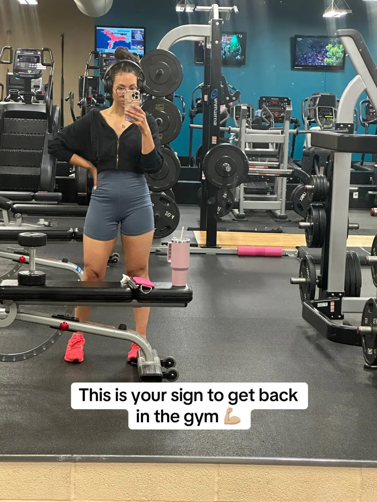 Get back in the gym #gym #gymgirl #gymgirlies #workout #workoutroutine #morningworkout 