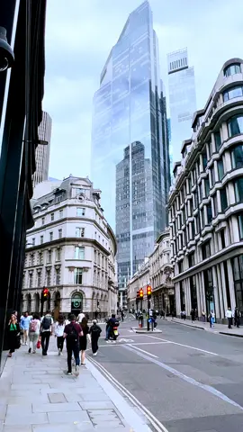 IVAN.LONDON🇬🇧🏴󠁧󠁢󠁥󠁮󠁧󠁿 WELCOM TO LONDON🇬🇧 REPOST ZND GET FOLLOW ♥️LONDON♥️🇬🇧🙌 #travellondon #explorelondon #londontrip #trip #london #londonlife #londontiktok #explorelondon #secretlondon #visitlondon #ivanlondon🇬🇧 #fyp 