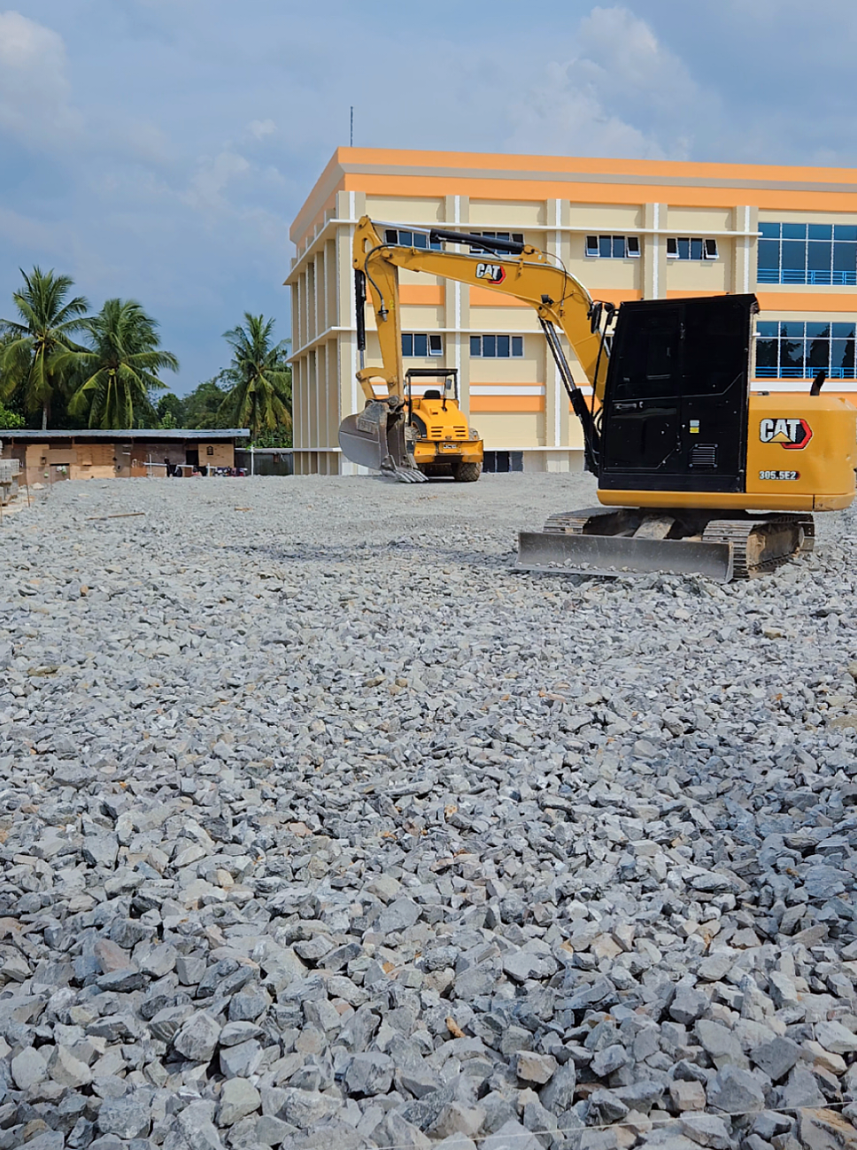 Pemasangan Paving/Konblok Xaverius UK 10x20x8 #konblok #kastin #box #uditch #pagarpanel #pagarpanelbeton #centralbeton 