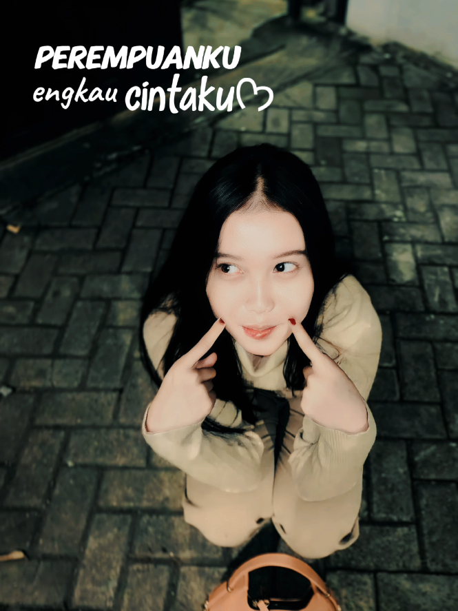 engkau cintaku 🫰  #CapCut #templatecapcut #aesthetic #overlay #liriklagu #perempuanku #trending #fyp 