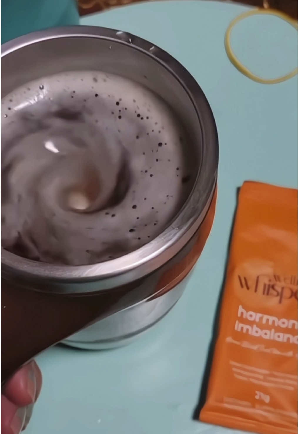 Automatic Portable Stirring Mug #stirringmug #automaticstirringmug #mug #coffeestirringcup #coffeemug #fyp 