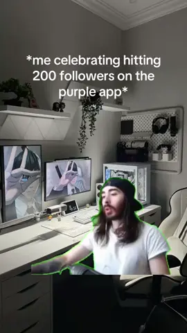 HOW. 😭 (please ignore the HORRIBLE green screen usage)#contentcreator #contentcreatorstruggles #twitchstreamer #twitch #streamer #purpleapp #relatable #fyp #fyppppppppppppppppppppppp #fypage #fypシ #fyppp #fypシ゚viral 