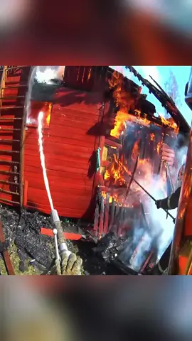 #Feuer #Feuerwehreinsatz #Großbrand